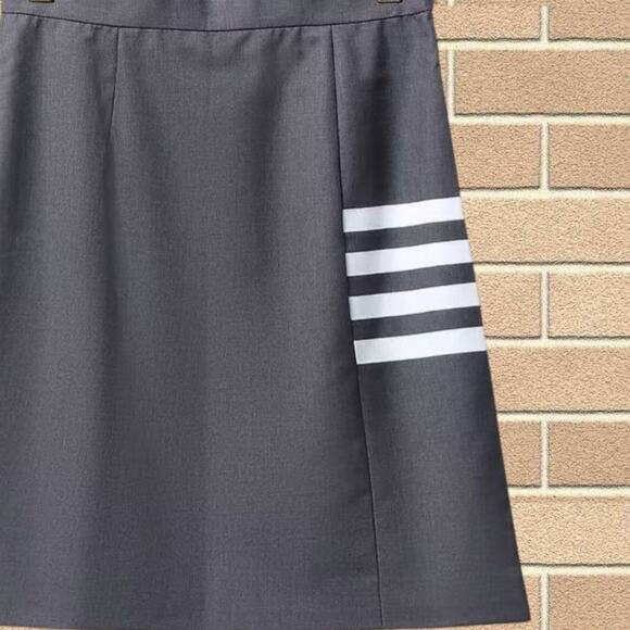 Women's Thom Browne Four Bar Mid-Length Wrap Skirt - Picture 3 of 3